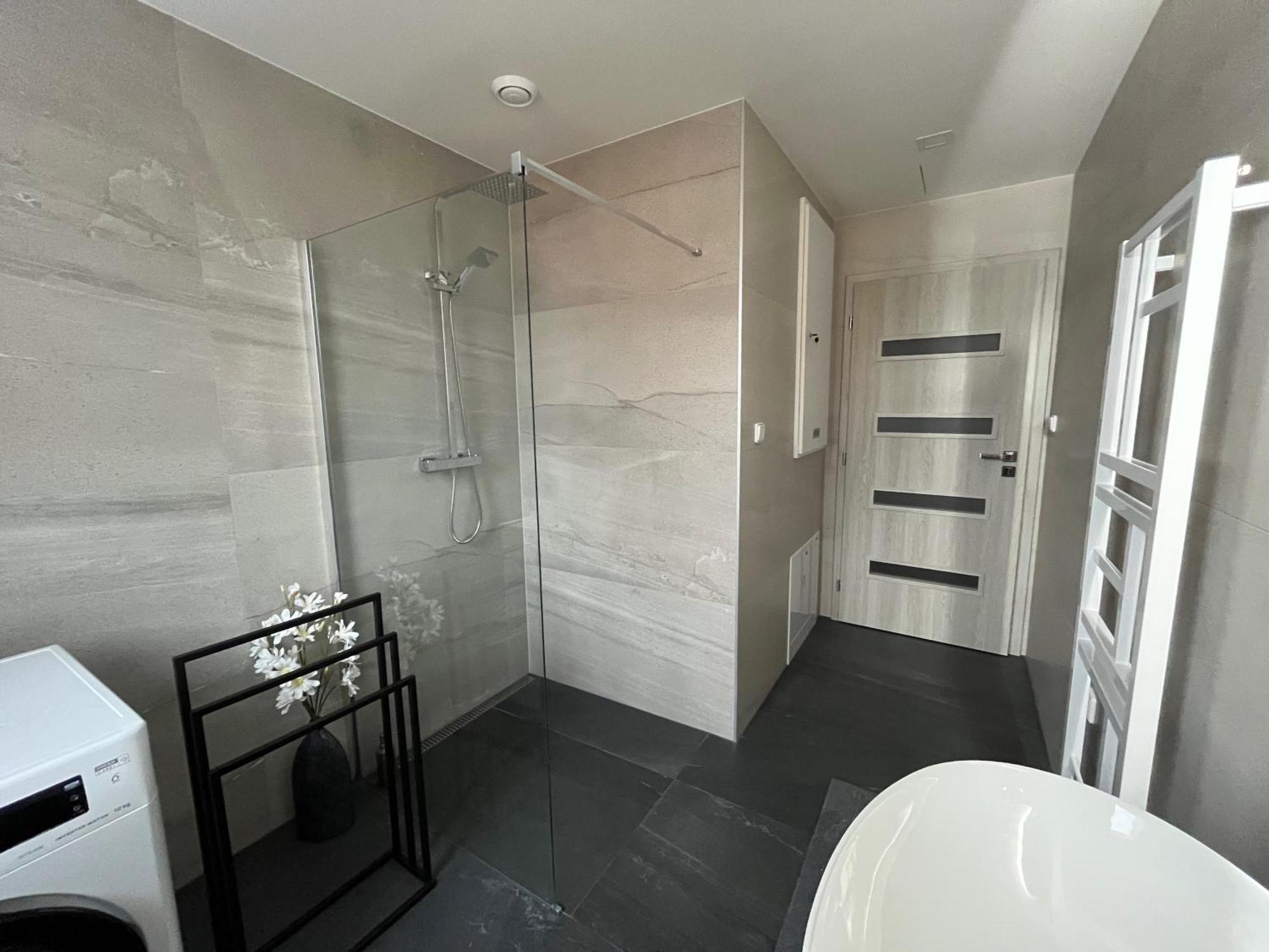 Apartman U Zamecke Zahrady Klasterec nad Ohri Ngoại thất bức ảnh