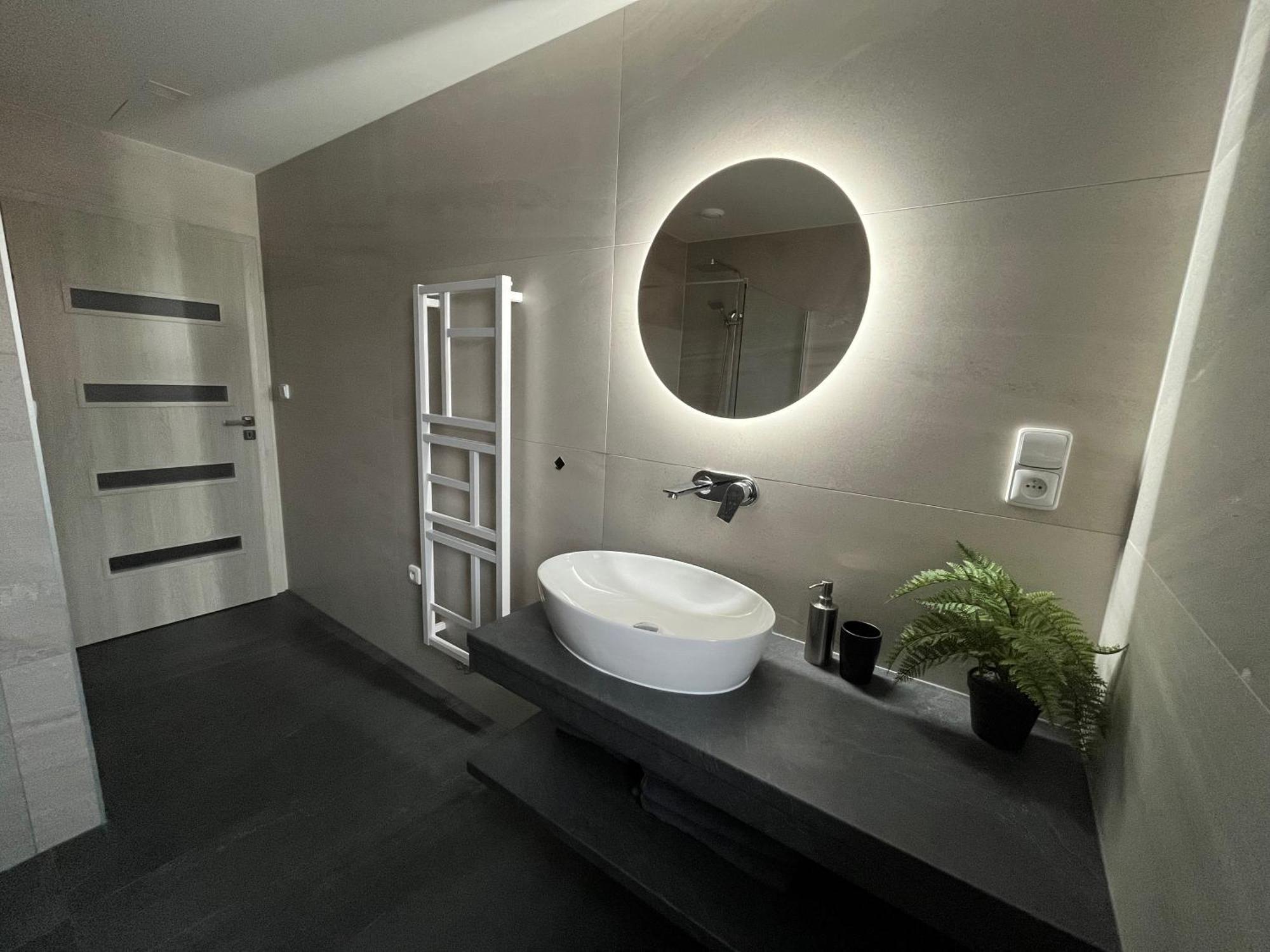 Apartman U Zamecke Zahrady Klasterec nad Ohri Ngoại thất bức ảnh