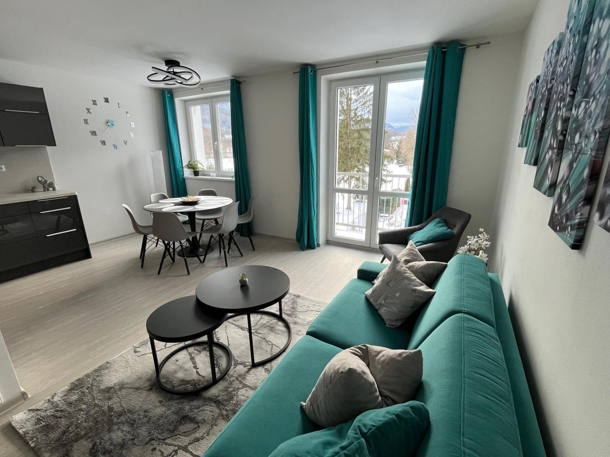 Apartman U Zamecke Zahrady Klasterec nad Ohri Ngoại thất bức ảnh